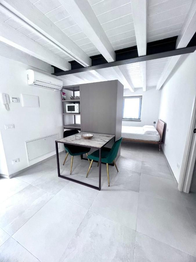 Absentia 1763 Garda Boutique Home - Lake Front Brenzone sul Garda Εξωτερικό φωτογραφία