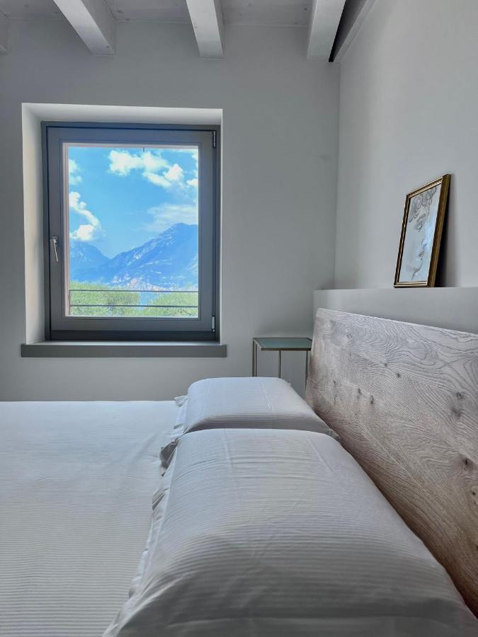 Absentia 1763 Garda Boutique Home - Lake Front Brenzone sul Garda Εξωτερικό φωτογραφία