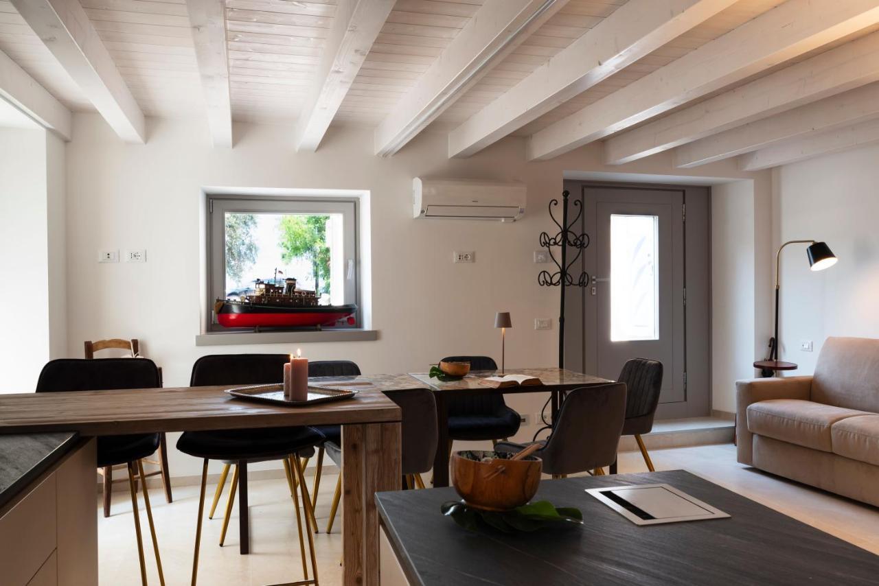 Absentia 1763 Garda Boutique Home - Lake Front Brenzone sul Garda Εξωτερικό φωτογραφία