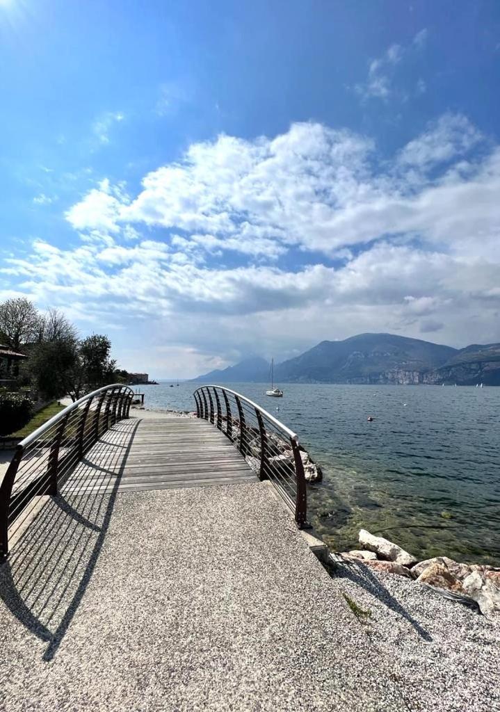 Absentia 1763 Garda Boutique Home - Lake Front Brenzone sul Garda Εξωτερικό φωτογραφία