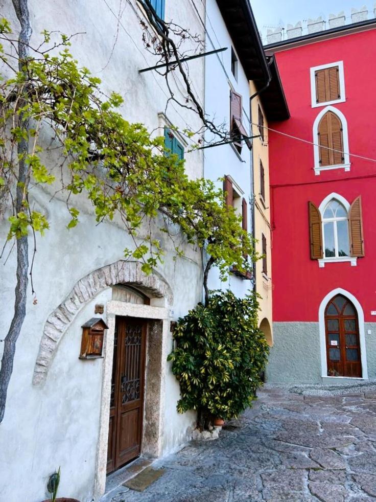 Absentia 1763 Garda Boutique Home - Lake Front Brenzone sul Garda Εξωτερικό φωτογραφία
