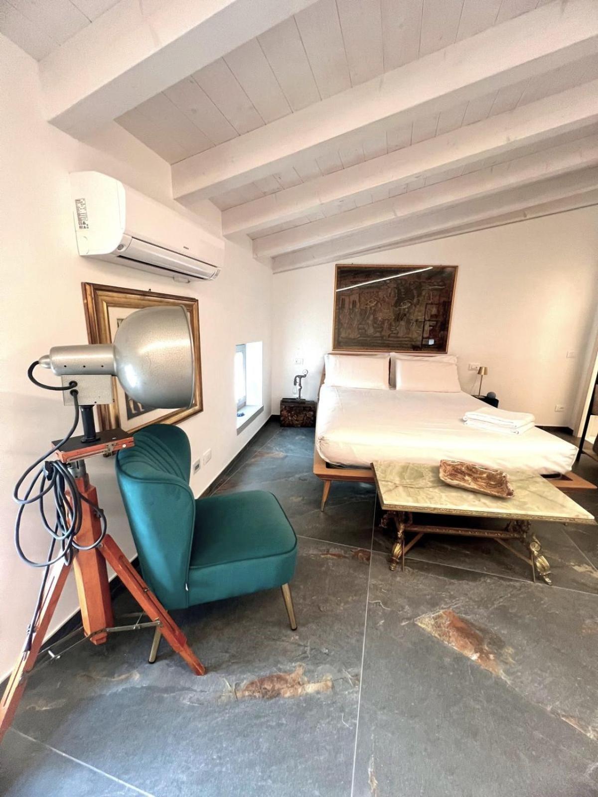 Absentia 1763 Garda Boutique Home - Lake Front Brenzone sul Garda Εξωτερικό φωτογραφία